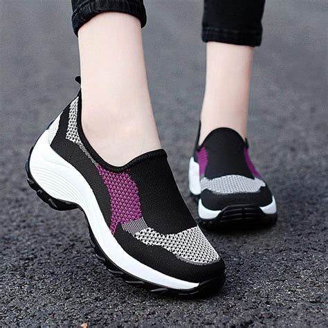 comfortable fashionable sneakers for women.